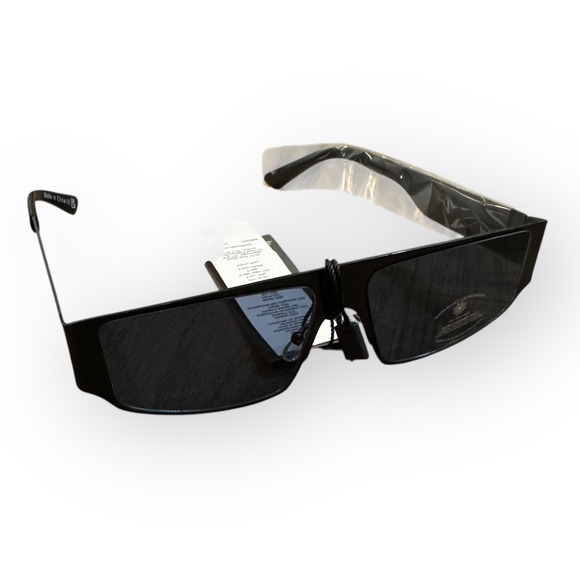 PrettyLittleThing Black Matt Metal Frame Slim Visor Sunglasses One Size CNB1267 - Picture 4 of 9